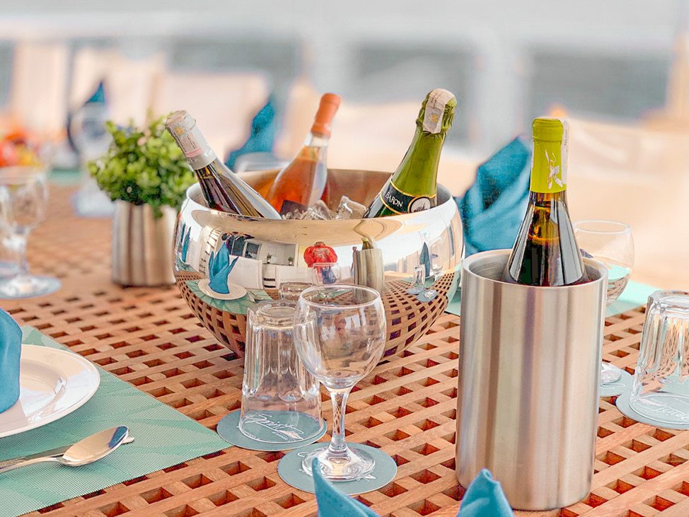 Refreshing drinks after diving