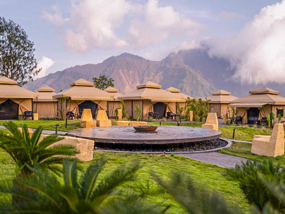 Glamping Huts